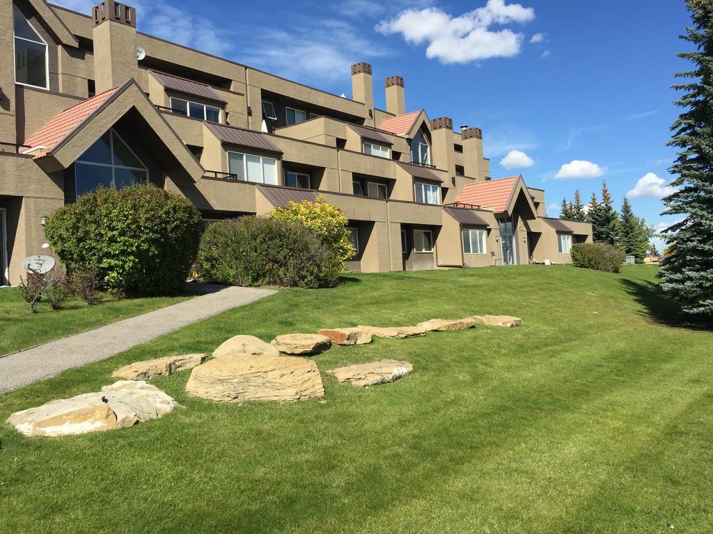 Olympic Suites Калґарі Екстер'єр фото
