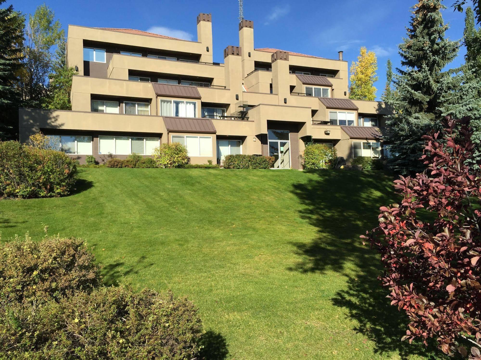 Olympic Suites Калґарі Екстер'єр фото